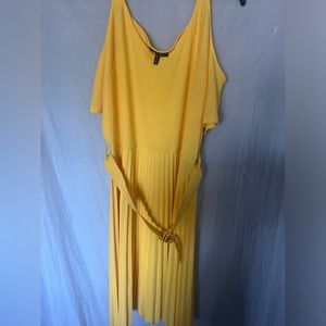Elizabeth & Nicole yellow cold shoulder pleated belted midi dress size 3XL